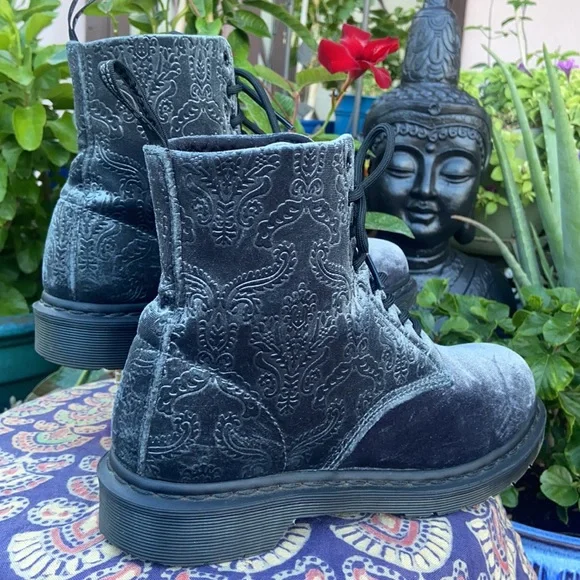 Rare Dr. Martens 1460 Brocade Velvet Paisley Boots - Picture 3 of 16